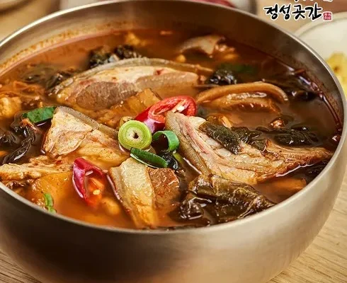 합리적인 구매를 위한 정성곳간 강순의 푸짐한 염소탕 700g 8팩 강력추천